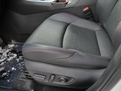 Certified 2022 Toyota RAV4 TRD Off-Road image 21