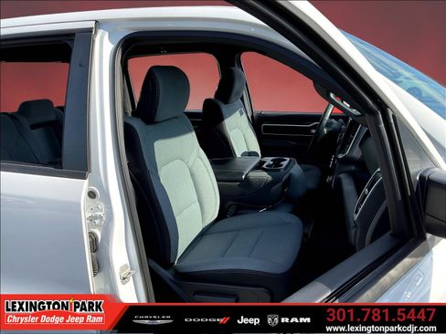 Used 2023 RAM 1500 Big Horn AWD/4WD image 29