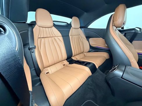 Used 2025 Mercedes-Benz CLE 450 4MATIC Cabriolet image 7