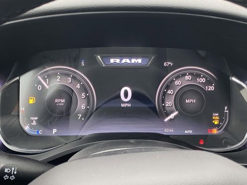 New 2026 RAM 1500 4x4 Crew Cab image 25