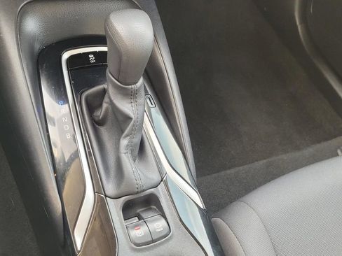 Used 2020 Toyota Corolla LE image 24