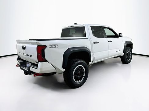 Used 2024 Toyota Tacoma TRD Off-Road AWD/4WD image 5