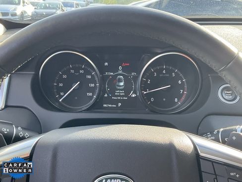 Used 2019 Land Rover Discovery Sport SE image 41