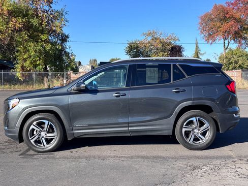 Used 2020 GMC Terrain SLT image 5