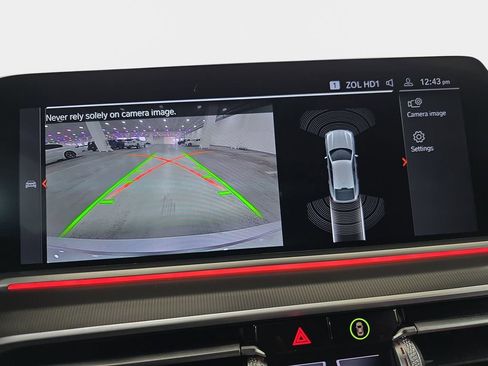 Used 2022 BMW X6 xDrive40i w/ Premium Package image 19