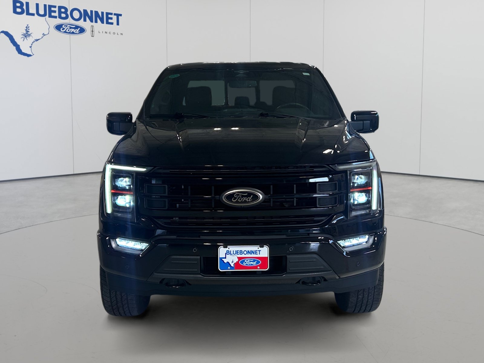 Used 2023 Ford F150 Lariat w/ Equipment Group 502A High AWD/4WD image 2