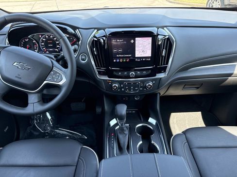 Used 2023 Chevrolet Traverse Premier w/ Redline Edition FWD image 31