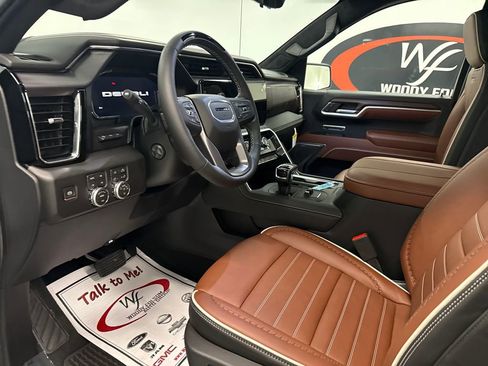 New 2026 GMC Sierra 1500 Denali Ultimate AWD/4WD image 9