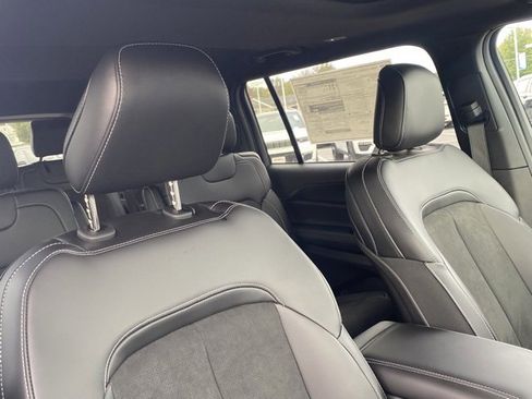 New 2025 Jeep Grand Cherokee L Altitude image 29