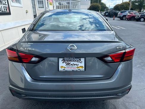 Used 2021 Nissan Altima 2.5 SV FWD image 6