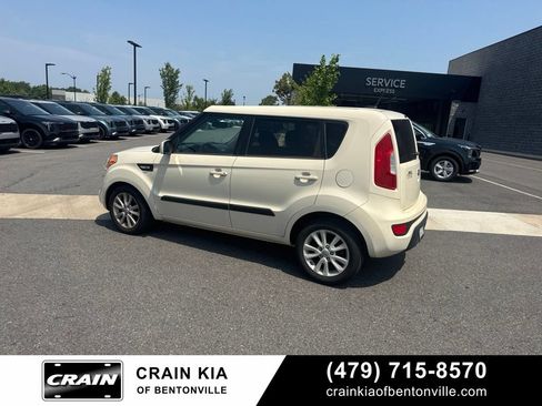 Used 2012 Kia Soul FWD image 3