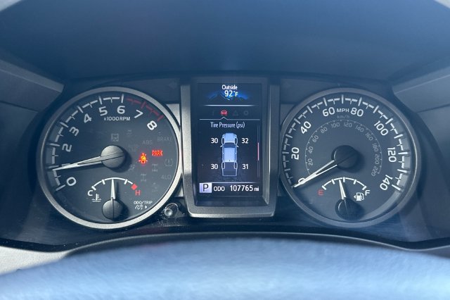 Used 2021 Toyota Tacoma TRD Off-Road w/ Technology Package RWD image 22