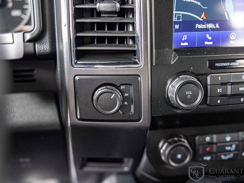 Used 2020 Ford F150 XLT w/ Equipment Group 302A Luxury AWD/4WD image 28