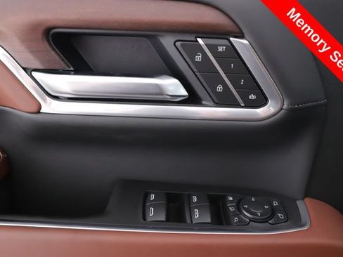 Used 2026 GMC Sierra 2500 Denali Ultimate w/ LPO, GMC Protection Package AWD/4WD image 21