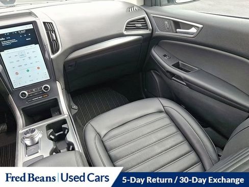 Certified 2022 Ford Edge SEL w/ Convenience Package image 16