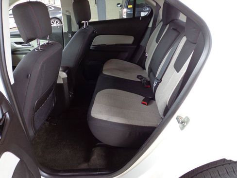 Used 2010 Chevrolet Equinox LT w/ Vehicle Interface Package FWD image 21