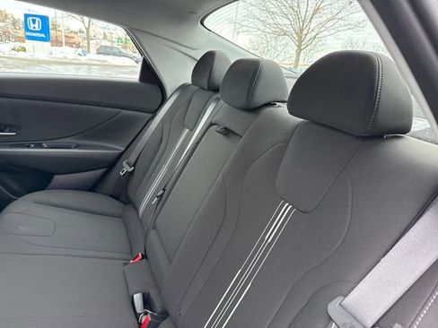 Certified 2025 Hyundai Elantra SEL w/ Cargo Package image 29