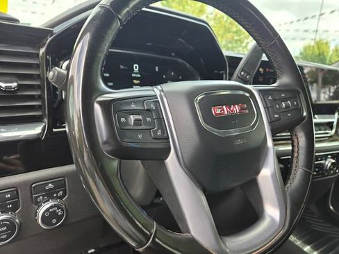 Used 2023 GMC Sierra 1500 SLE w/ X31 Off-Road Package AWD/4WD image 18