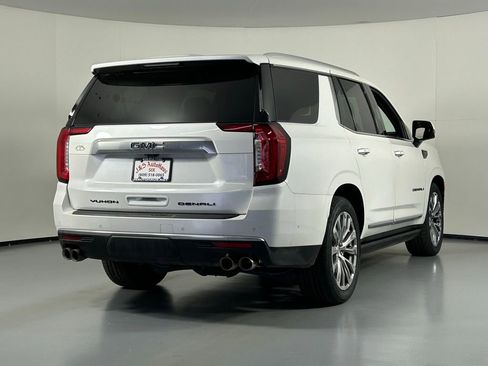 Used 2024 GMC Yukon Denali w/ Denali Reserve Package image 7