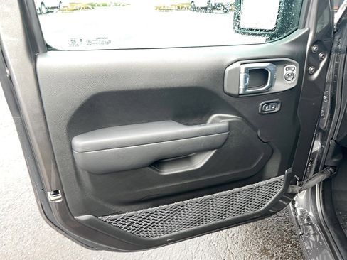 New 2026 Jeep Gladiator Sport image 31