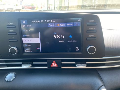 Used 2023 Hyundai Elantra SEL FWD image 16