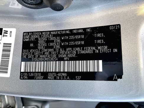 Used 2021 Toyota Highlander XLE image 33