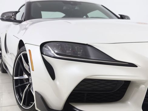 Used 2020 Toyota Supra RWD image 16