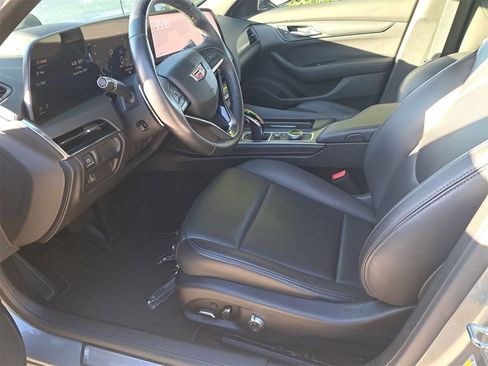 Used 2025 Cadillac CT5 Premium Luxury image 17