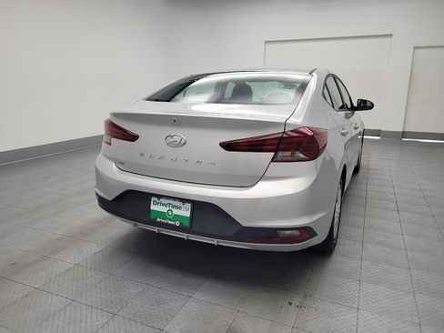 Used 2019 Hyundai Elantra SE w/ Cargo Package FWD image 7