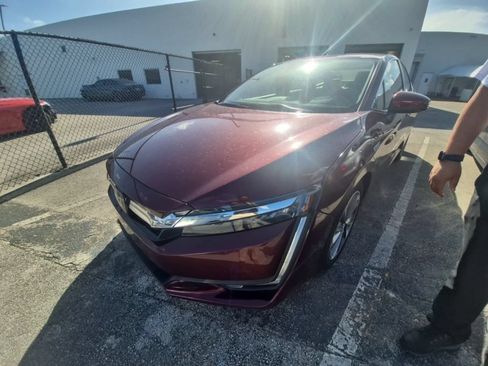 Used 2018 Honda Clarity Plug-In Hybrid image 1