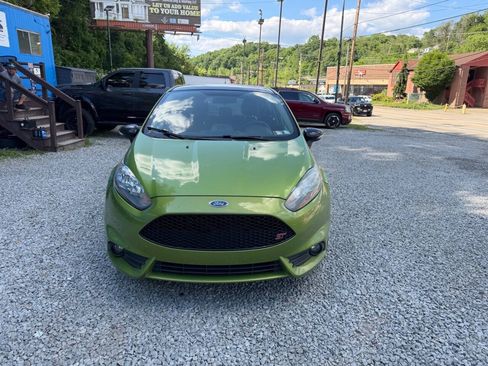Used 2019 Ford Fiesta ST-Line w/ ST Line Cold Weather Package FWD image 5