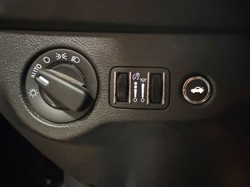 Used 2022 Dodge Challenger R/T Scat Pack RWD image 23