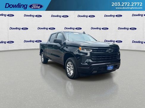 Used 2024 Chevrolet Silverado 1500 RST AWD/4WD image 2