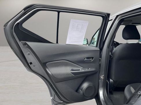 Used 2020 Nissan Kicks SV FWD image 20