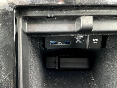 Used 2020 Land Rover Range Rover Evoque S image 31