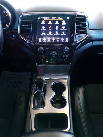 Used 2021 Jeep Grand Cherokee Laredo X AWD/4WD image 33