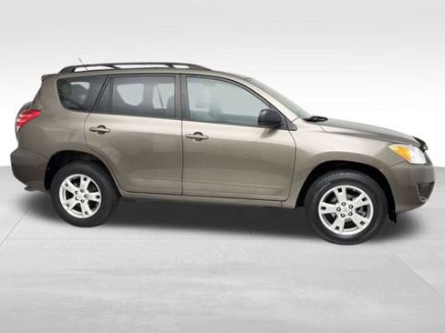 Used 2011 Toyota RAV4 2WD image 9