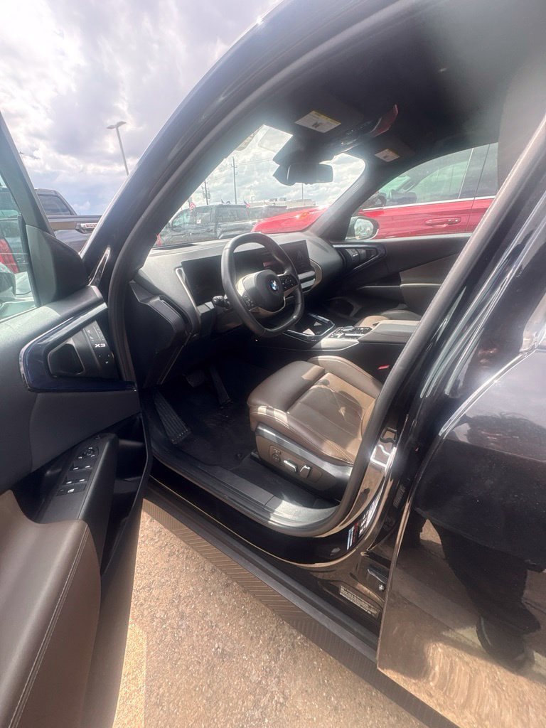 Used 2025 BMW X3 xDrive30i AWD/4WD image 6