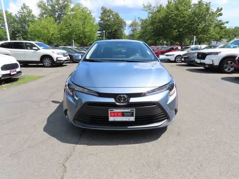 Used 2026 Toyota Corolla LE FWD image 6