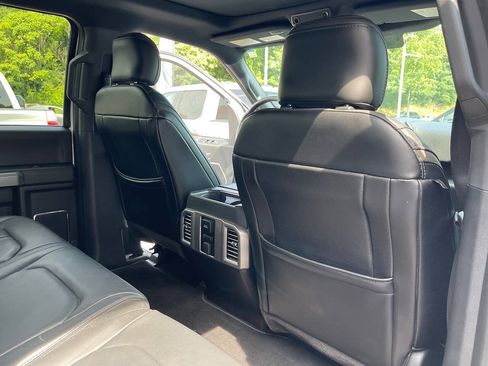 Used 2016 Ford F150 Platinum w/ Equipment Group 701A Luxury AWD/4WD image 34