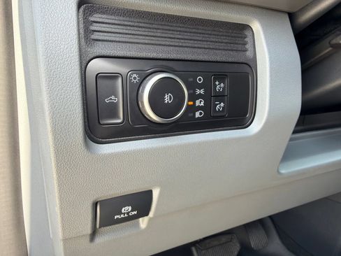 Used 2025 Ford F350 XLT AWD/4WD image 21