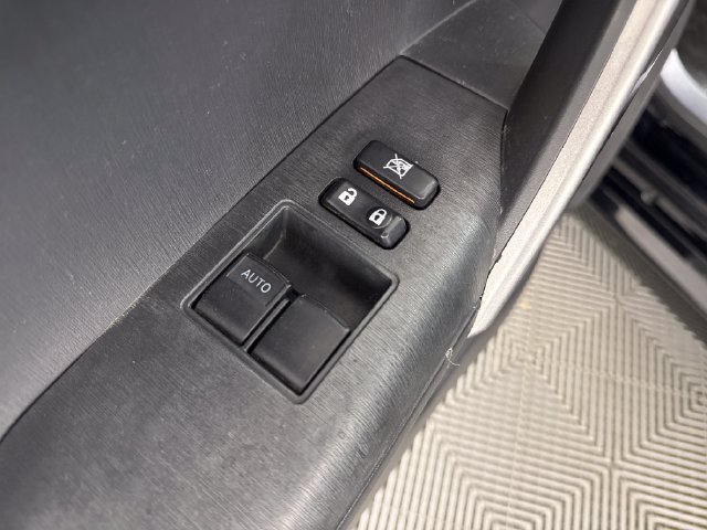 Used 2015 Scion tC FWD image 25