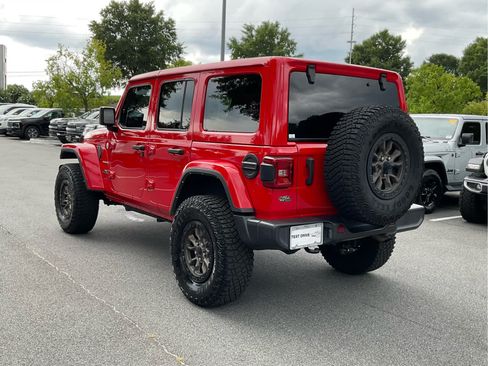 Used 2022 Jeep Wrangler Unlimited Sahara w/ LED Lighting Group AWD/4WD image 3