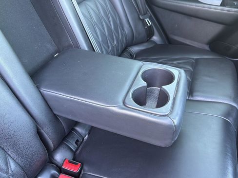 Used 2023 Nissan Rogue Platinum image 42