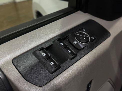 Used 2022 Ford F250 XL w/ Power Equipment Group AWD/4WD image 40