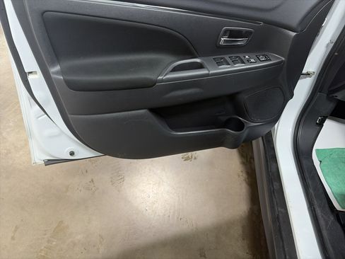 Used 2024 Mitsubishi Outlander Sport ES AWD/4WD image 10