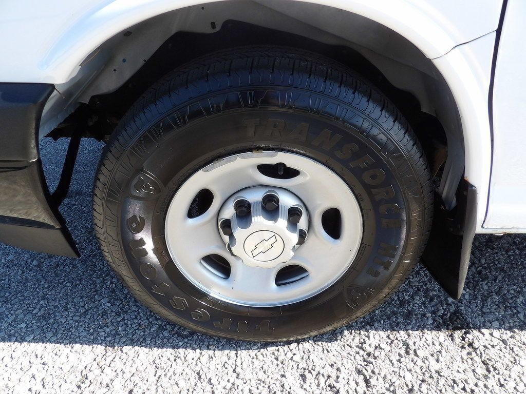 Used 2019 Chevrolet Express 3500 Extended w/ Driver Convenience Package RWD image 44