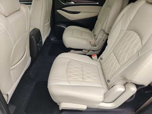 Used 2023 Buick Enclave Avenir w/ Avenir Technology Package FWD image 33