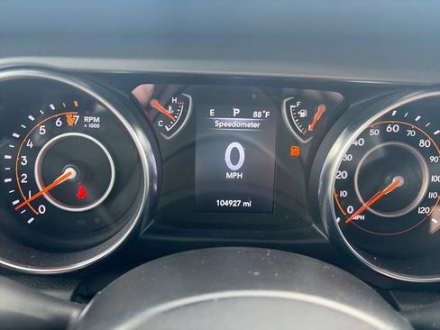 Used 2022 Jeep Wrangler Sport AWD/4WD image 25