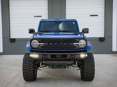 Used 2021 Ford Bronco First Edition image 3